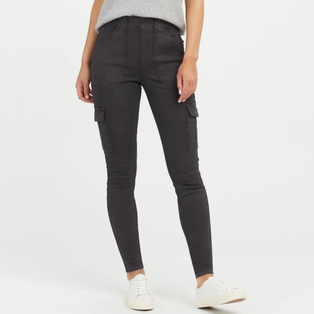 Spanx Stretch Twill Ankle Cargo Pants *Washed Black*